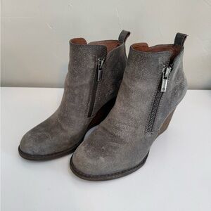 Lucky Brand Gray Ankle Wedge Booties Size 5.5 Double Zip